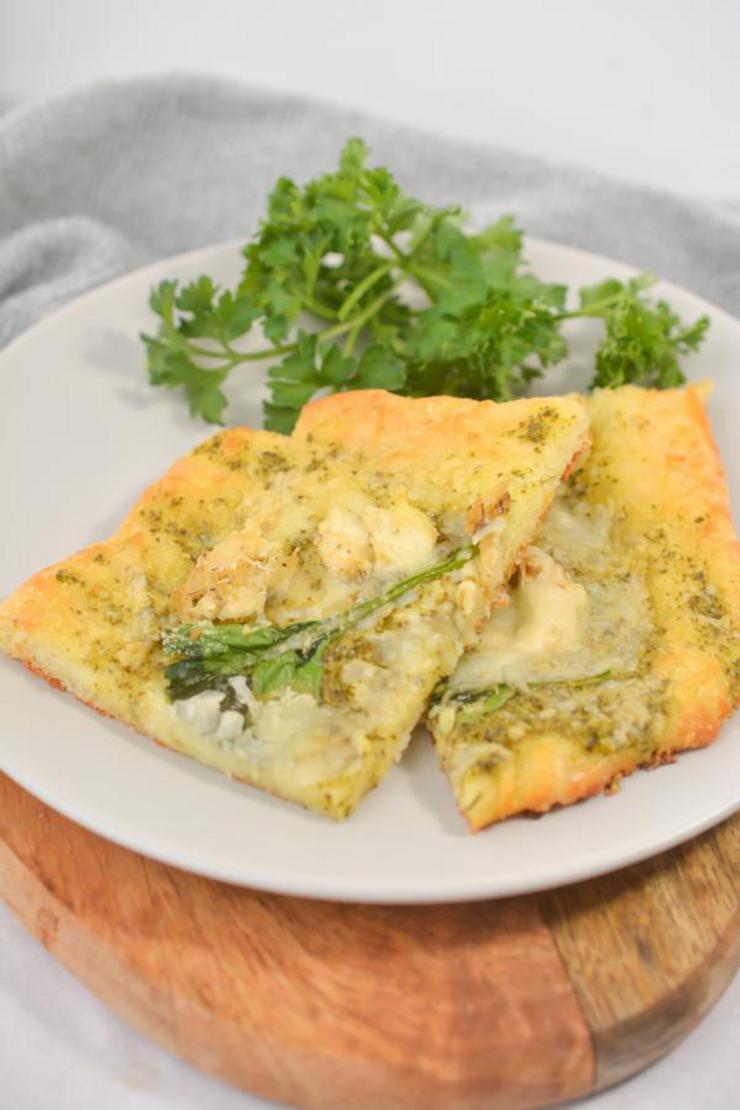 Keto Low Carb Pesto Chicken Flatbread β Appetizers β Side Dish β Lunch β Dinner β Gluten Free
