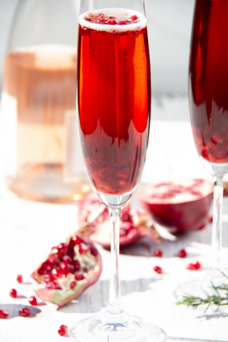 Alcoholic Drinks – BEST Pomegranate Champagne Mimosa Cocktail Recipe – Easy and Simple Alcohol Drinks