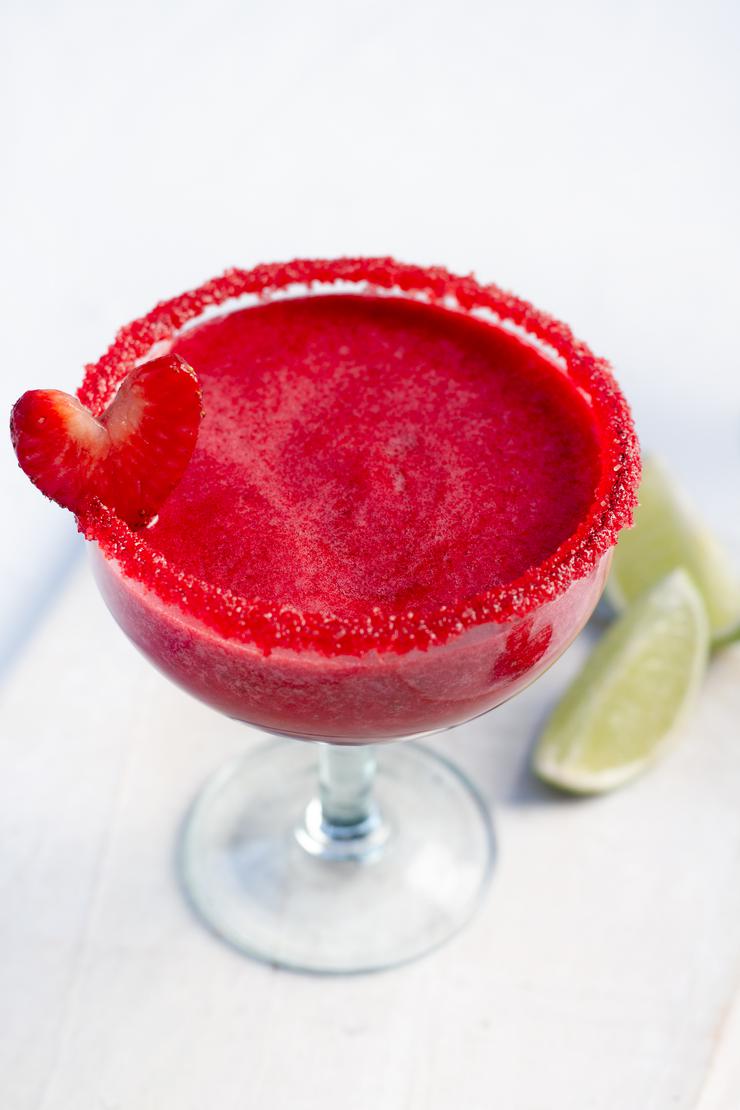 Alcoholic Drinks – BEST Strawberry Kiss Margarita Cocktail Recipe – Easy and Simple Valentines Alcohol Drinks