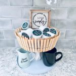 DIY DOLLAR TREE FARMHOUSE CLOTHESPIN TIERED TRAY CRAFT PROJECT