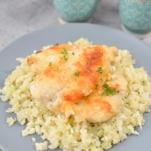 EASY Keto Sour Cream Cheesy Chicken – Low Carb Chicken Idea – Quick – Healthy – BEST Recipe – Dinner – Lunch