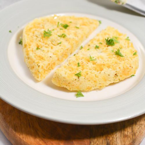 EASY Keto 90 Second Cheddar Herb Bread – Low Carb Idea – Quick – Healthy – BEST Recipe