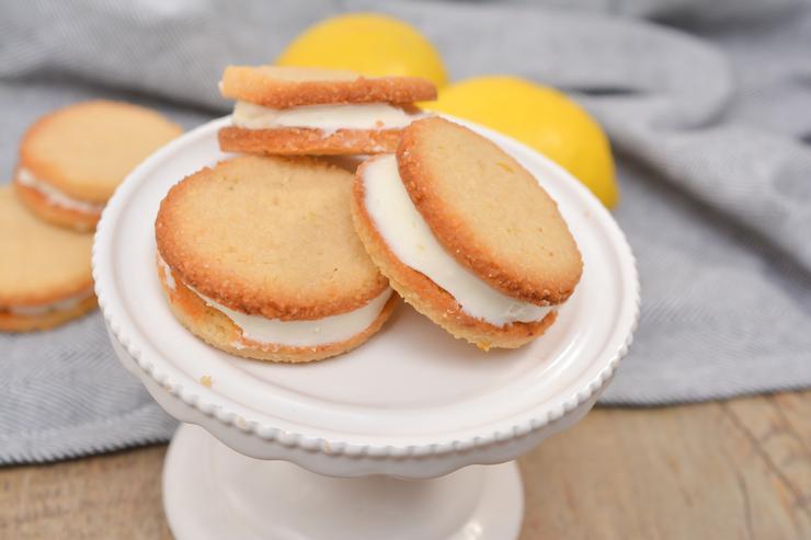 Keto Lemon Cream Cheese Sandwich Cookies
