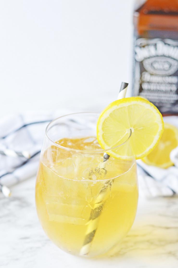 BEST Lynchburg Lemonade Cocktail Recipe – Easy and Simple Jack Daniels Alcohol Mixed Drinks