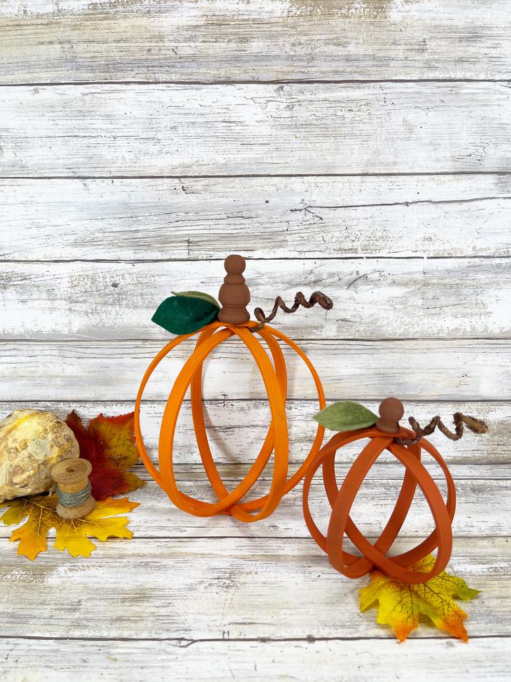 DIY Dollar Tree Embroidery Hoop Pumpkins