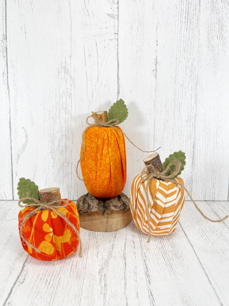 DIY Dollar Tree Pool Noodle Pumpkins - Easy Fall Dollar Store Craft Projects
