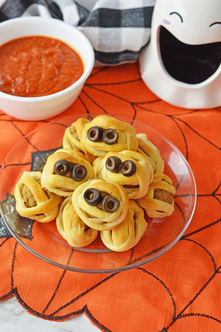 Mummy Meatballs – BEST Halloween Recipe – {Easy} Party Food - Dinner – Appetizers