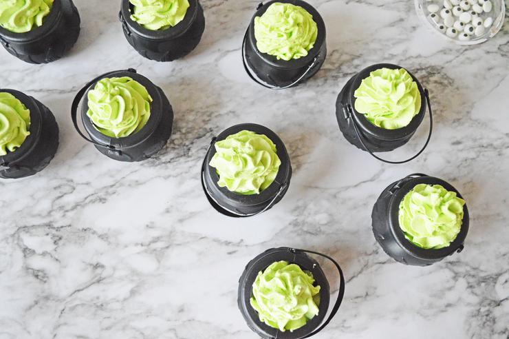 Witch Cauldron Pudding Cups