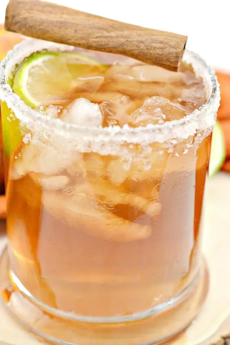 Keto thanksgiving margarita ready to serve with holiday decorations