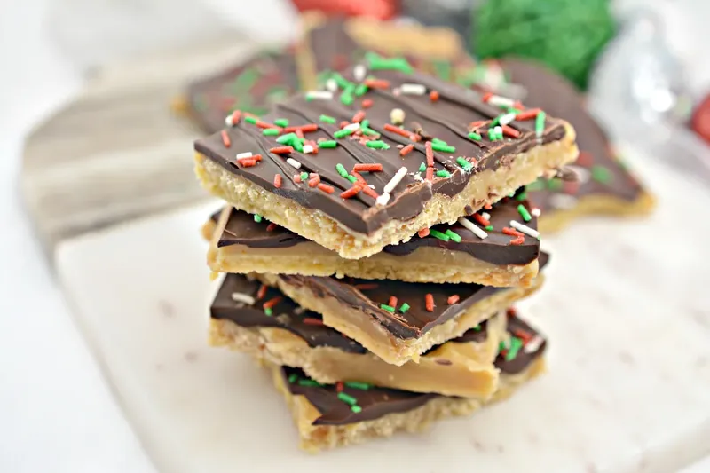 Keto Christmas crack broken into even pieces showing layers